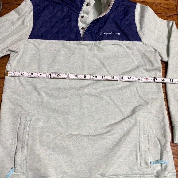 Cwomens VINEYARD VINES PERFORMANCE Snap Shi… - Picture 5 of 10